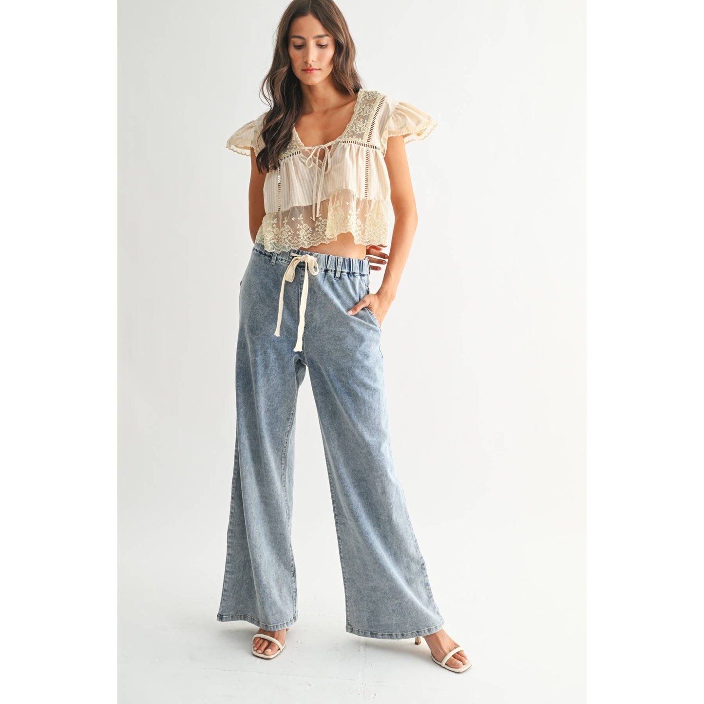 LACE-TRIMMED BLOUSE: SAND