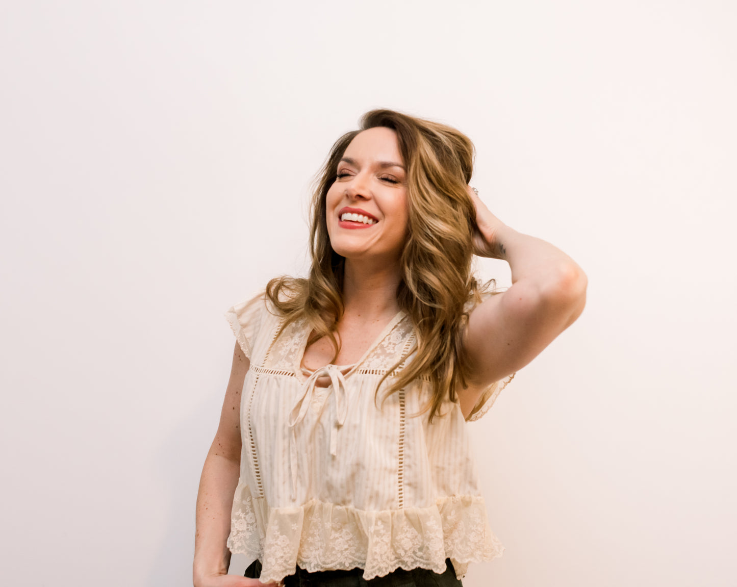 LACE-TRIMMED BLOUSE: SAND